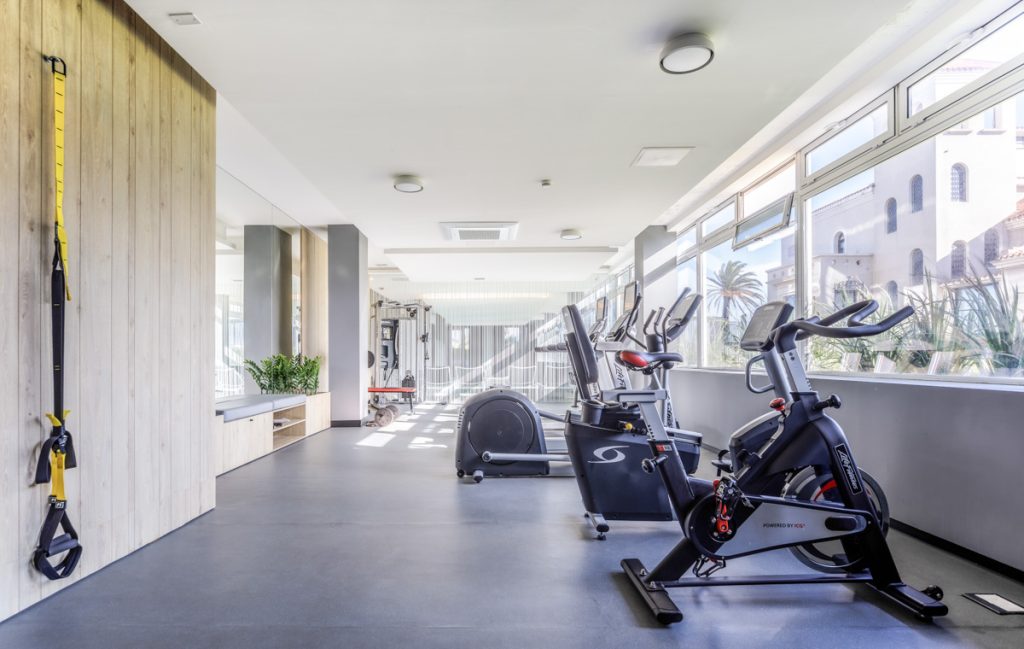 Bilú Riviera - Gimnasio