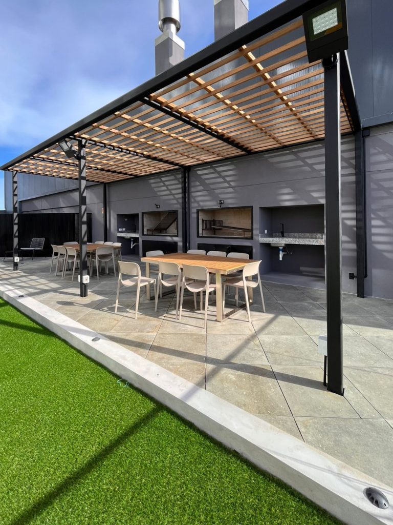 More Atlántico T1 - Parrilleros exteriores